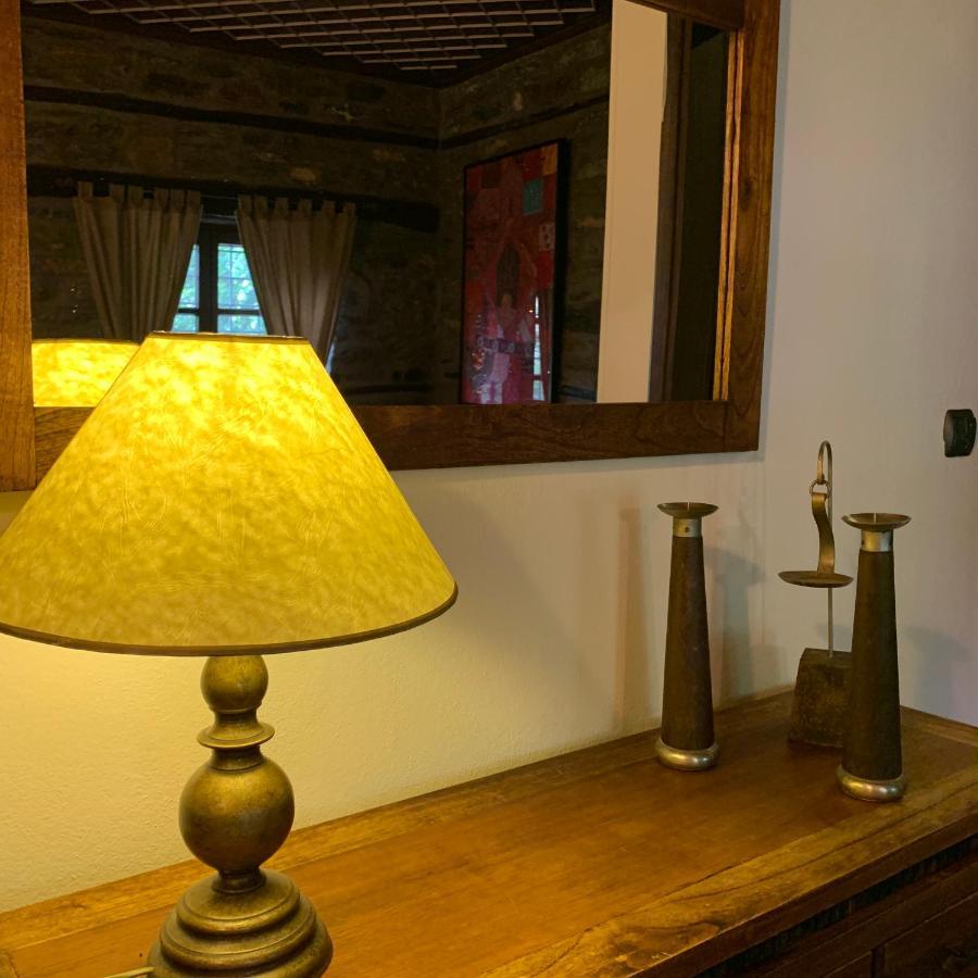 Palio Eleotrivio Guesthouse Agios Lavrentios Exteriör bild