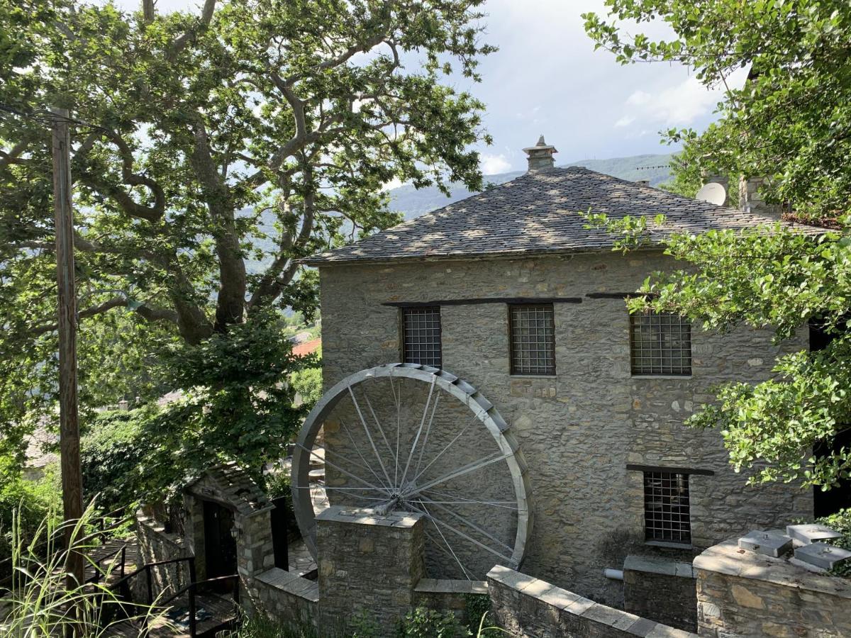 Palio Eleotrivio Guesthouse Agios Lavrentios Exteriör bild