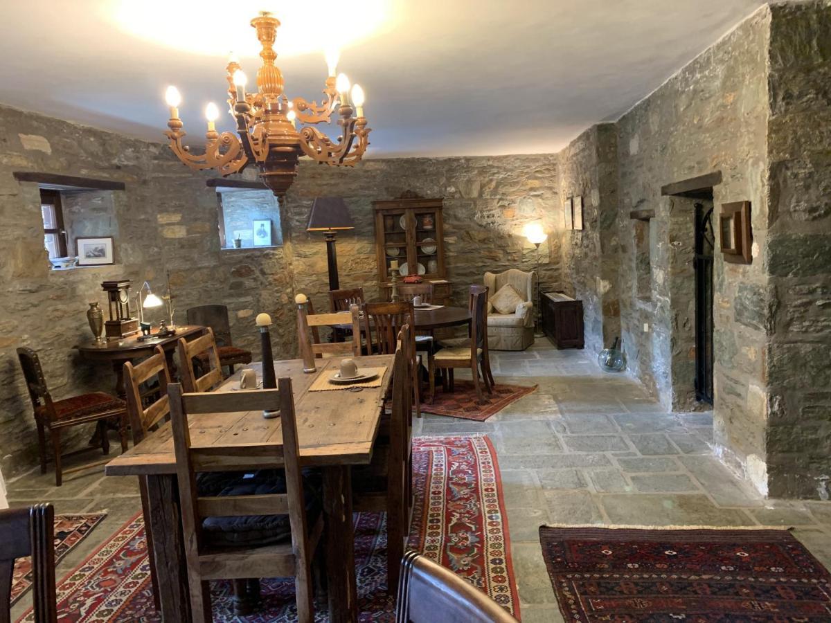 Palio Eleotrivio Guesthouse Agios Lavrentios Exteriör bild