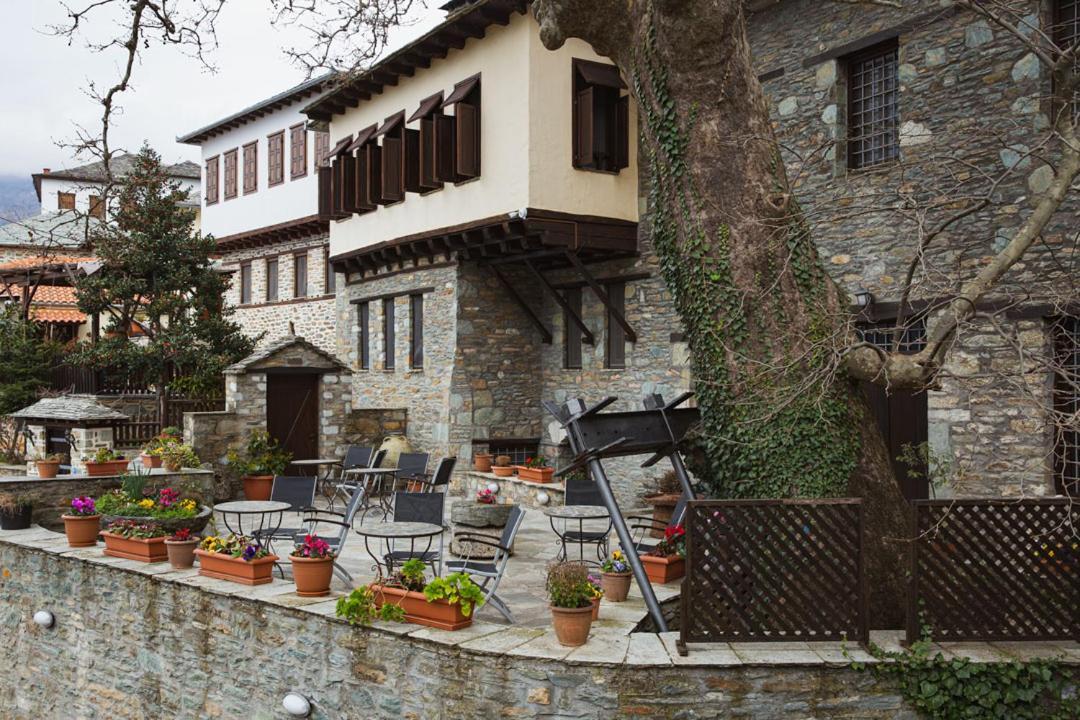 Palio Eleotrivio Guesthouse Agios Lavrentios Exteriör bild