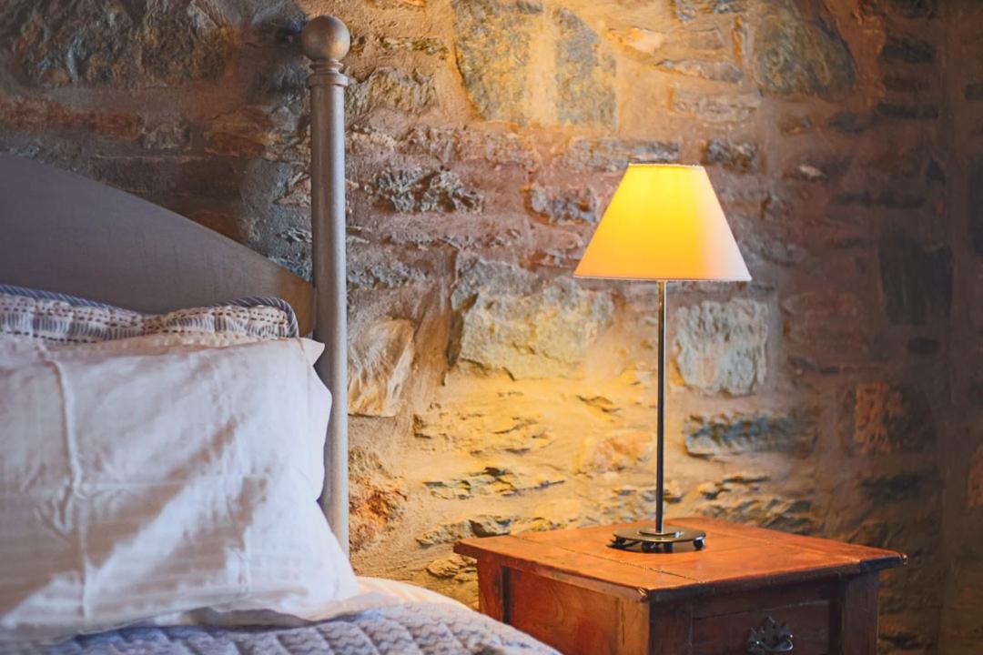 Palio Eleotrivio Guesthouse Agios Lavrentios Exteriör bild